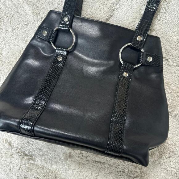 Victoria's Vintage Secret Purse - Picture 3 of 5